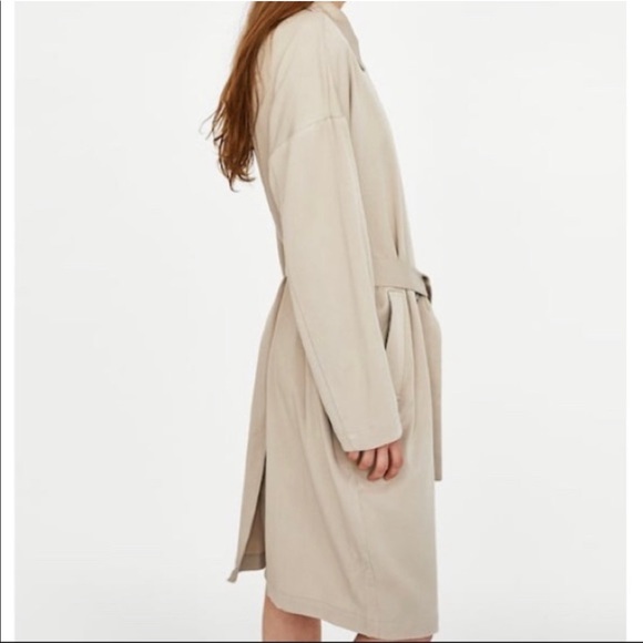 Zara Flowy Trench Coat - Picture 4 of 8